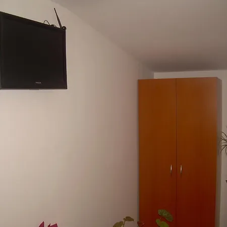 Casa Vranceana Guest house Lacu Rosu